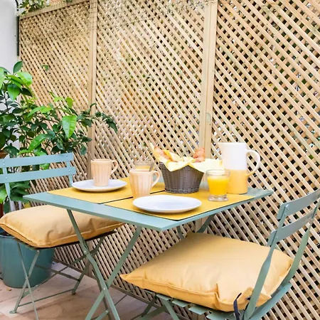 Lägenhet Bliss Flat And Terrasse 1 Feet